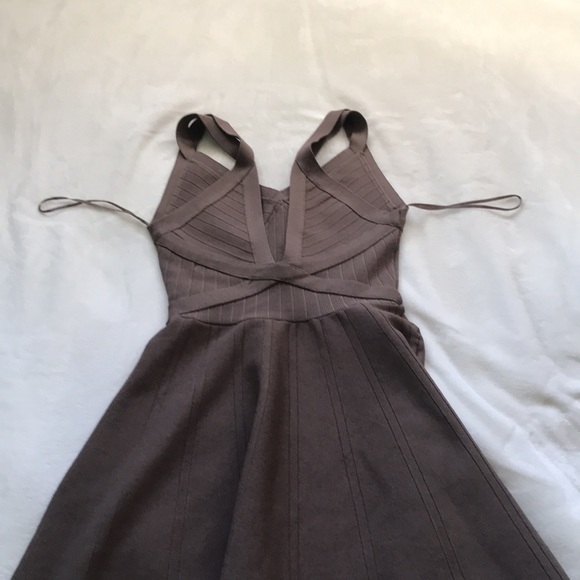 Guess Knee Length Dress - Picture 3 of 4